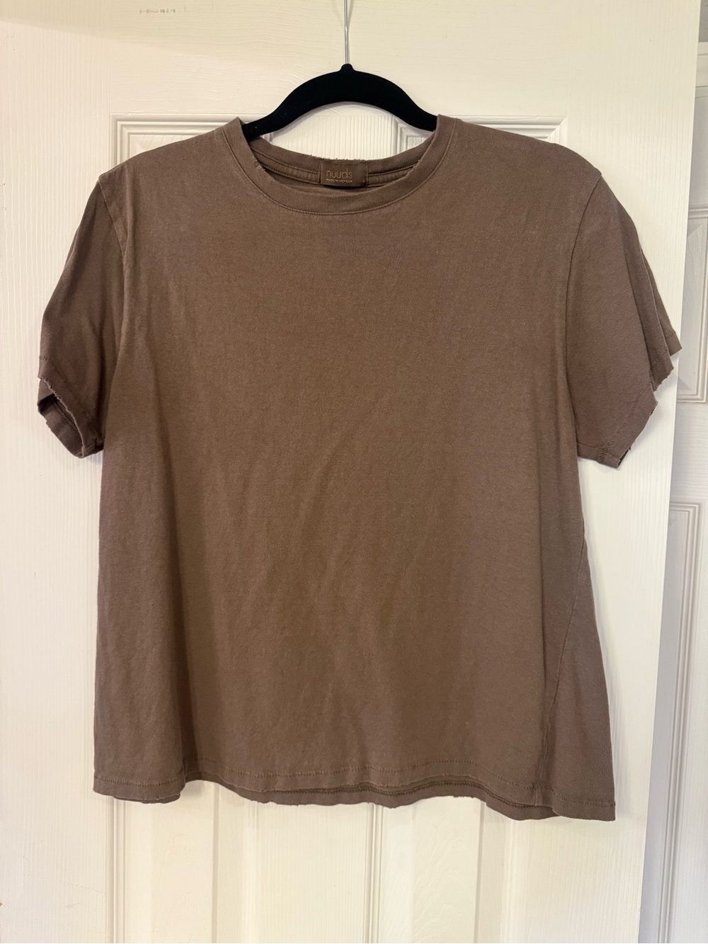 Nuuds mocha everyday tee